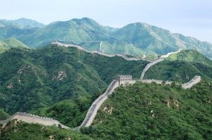 Alt tag not provided for image https://www.airfarewatchdog.com/blog/wp-content/uploads/sites/26/2018/02/the-great-wall-2190047_640-300x199.jpg